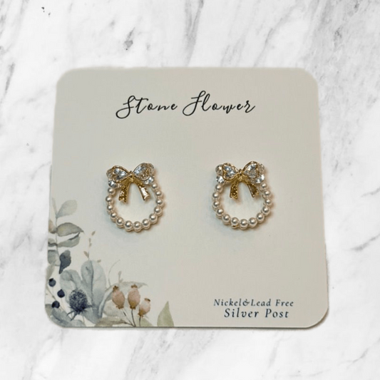 Golden Bows With Pearl Round Earrings